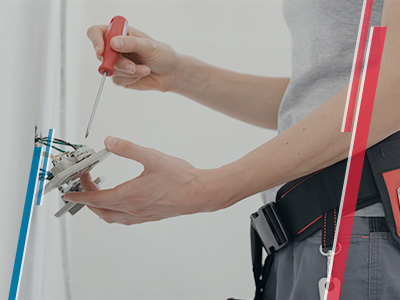 Asistencia negocio electricidad Arreglando conector