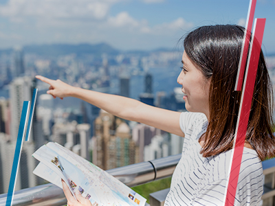 Asistencia Guia de ubicaciones Mujer viendo ciudad